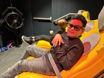 ti gason ak linèt 3D